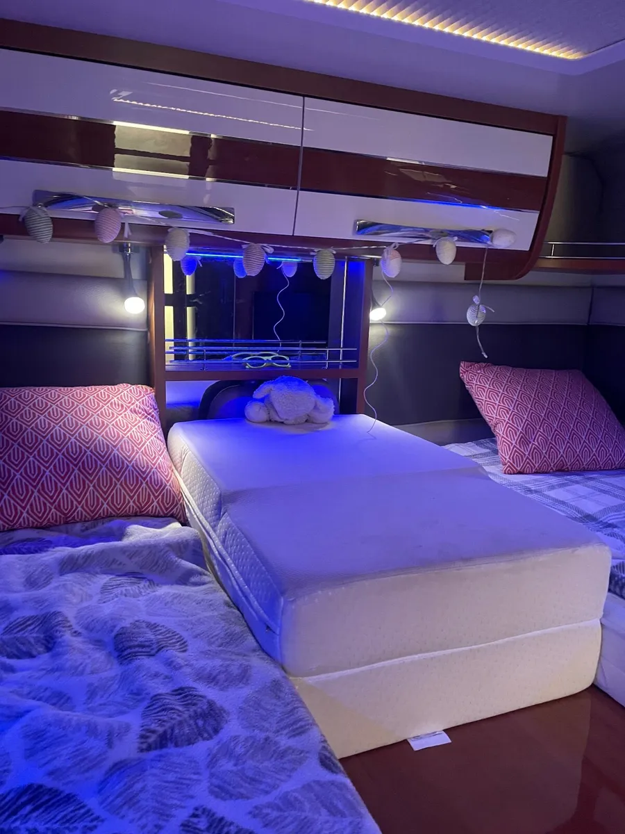 Motorhome - Image 4