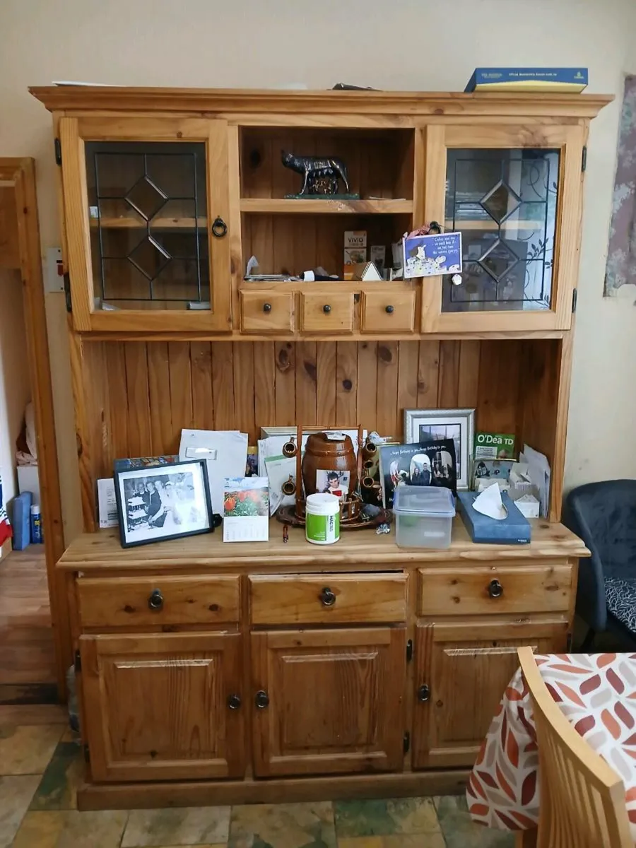 Kitchen dresser - Image 1