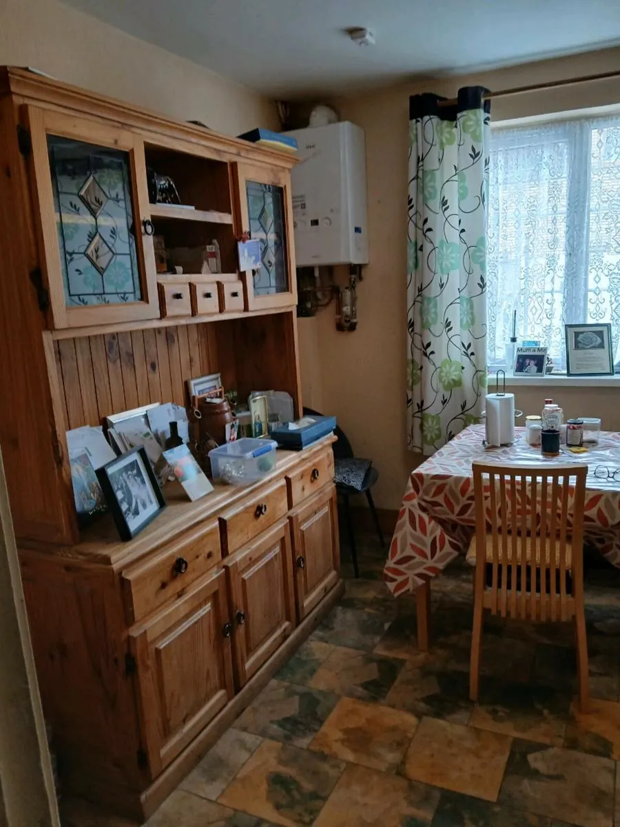 Kitchen dresser - Image 2