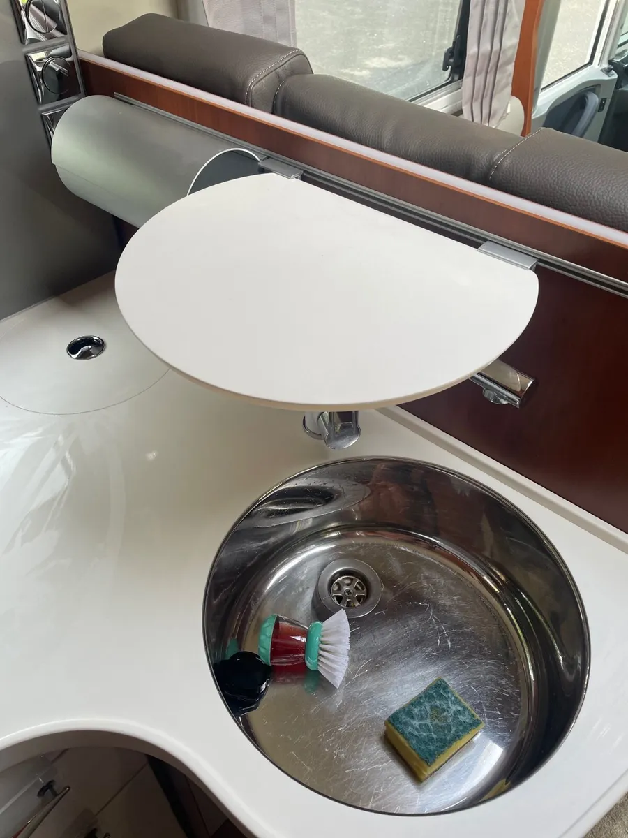 Motorhome - Image 3