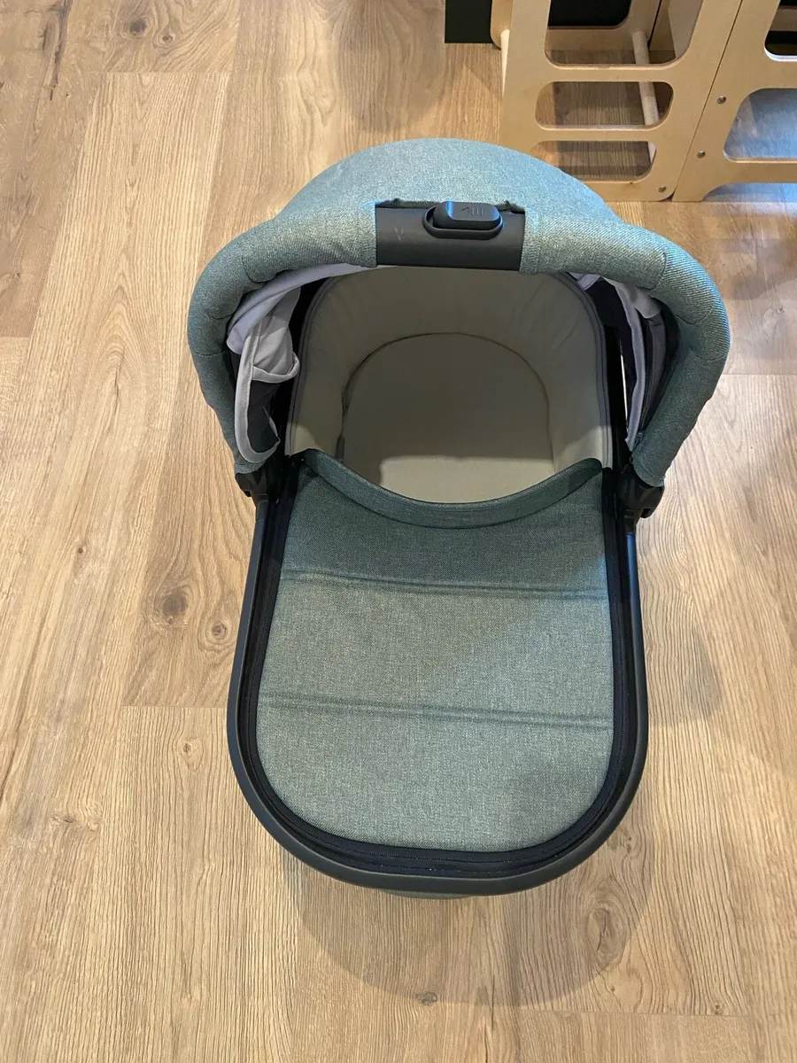 Uppa Baby Vista V2 - Image 4