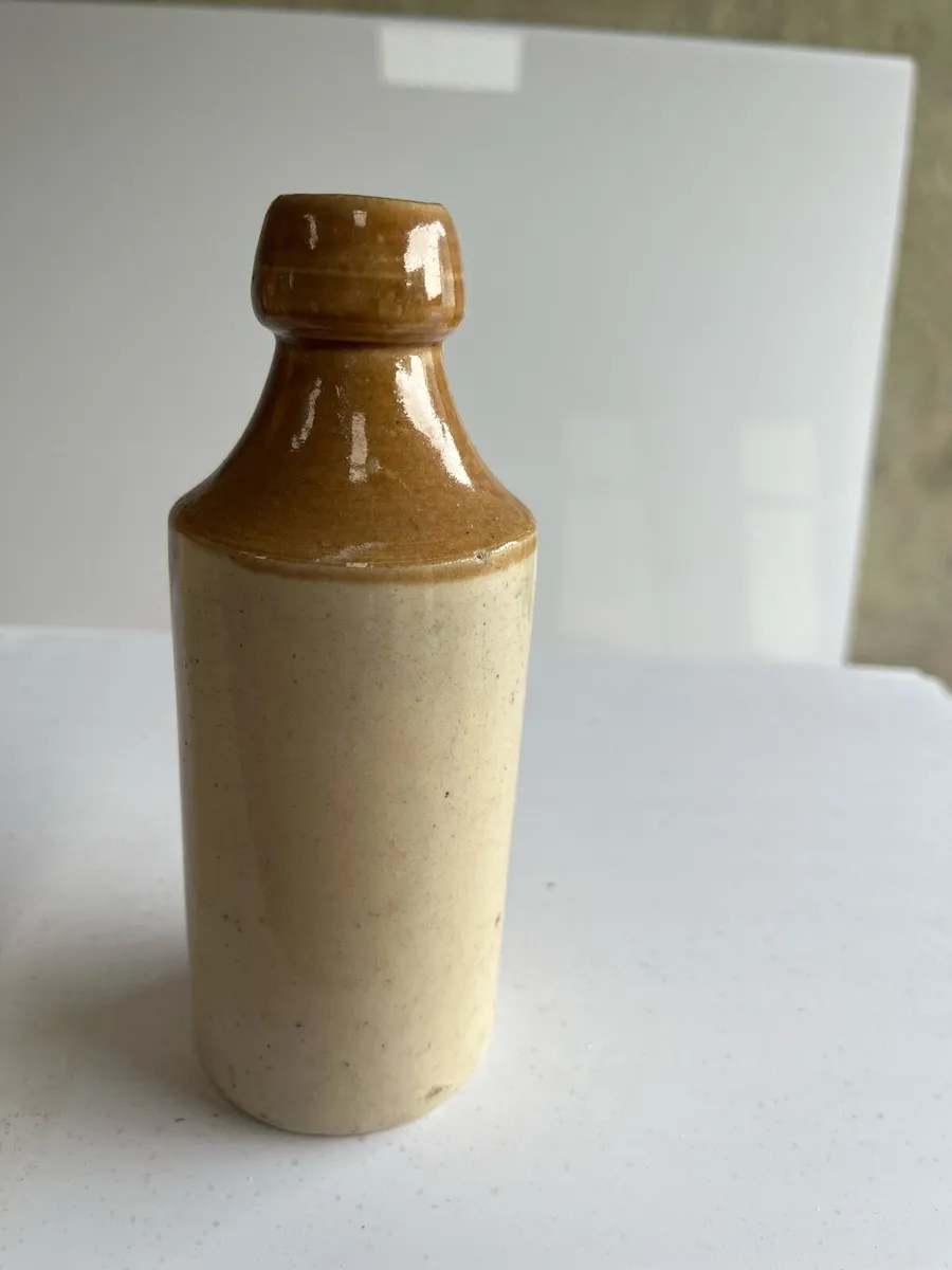 Old bottles - Image 4