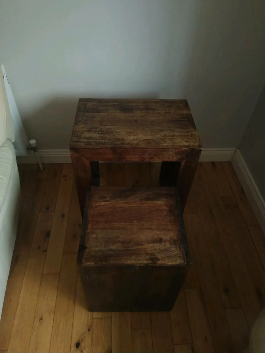 living room set - Image 4