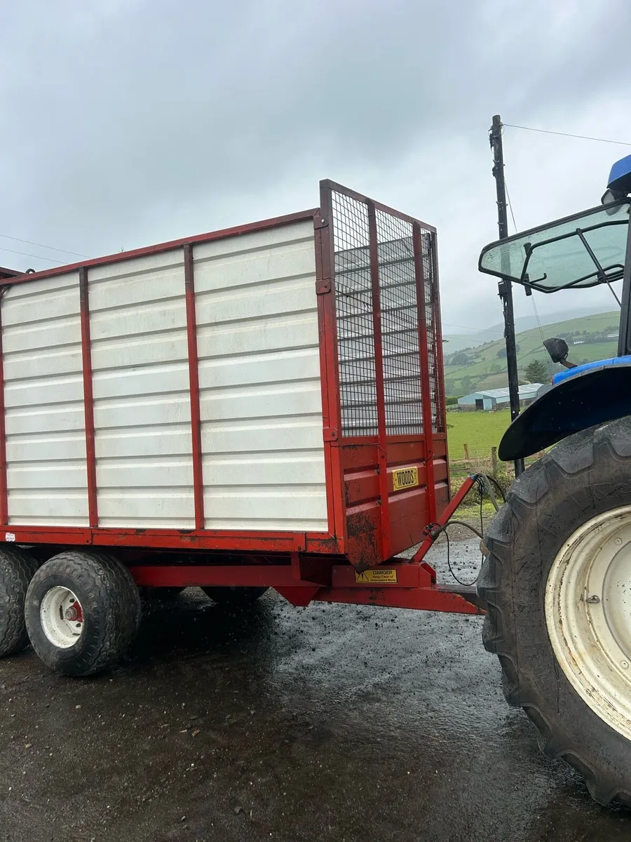 Woods 12-6 silage trailer - Image 4