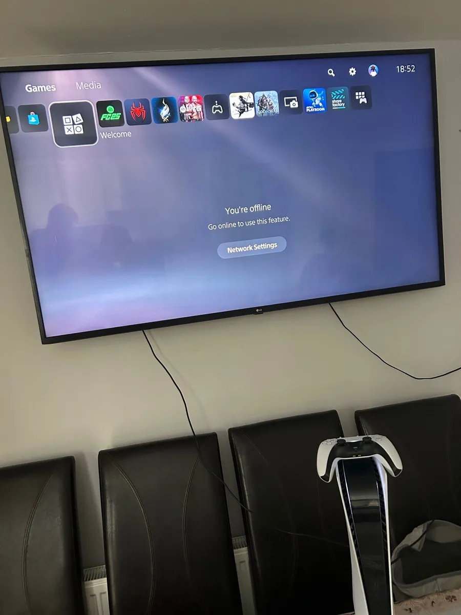 PlayStation 5 digital edition very good condition! - Image 4