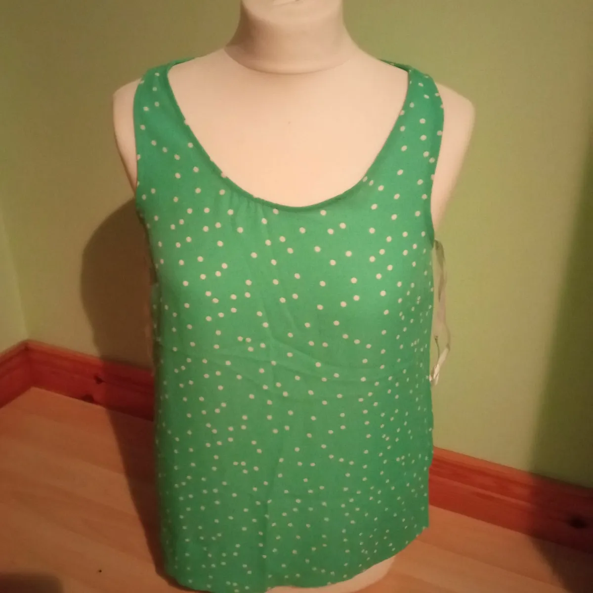 3 Ladies Tops - Image 3
