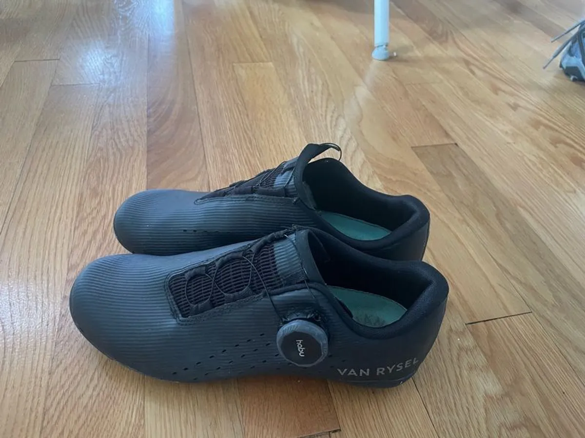 Cycling Shoes Van Rysel - Image 1