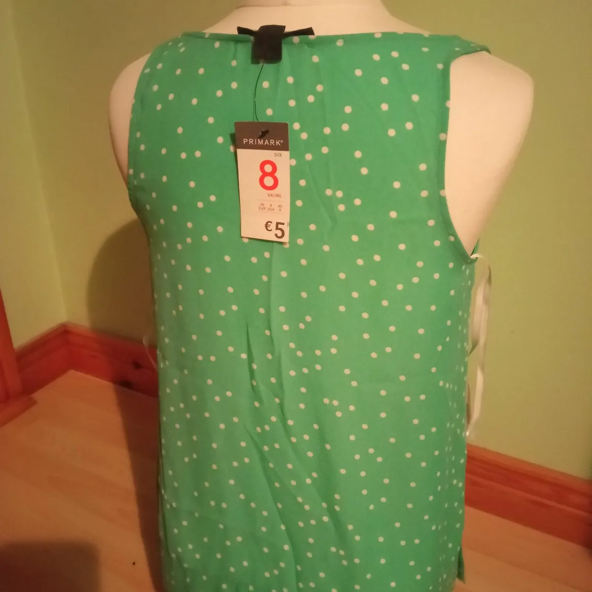 3 Ladies Tops - Image 4