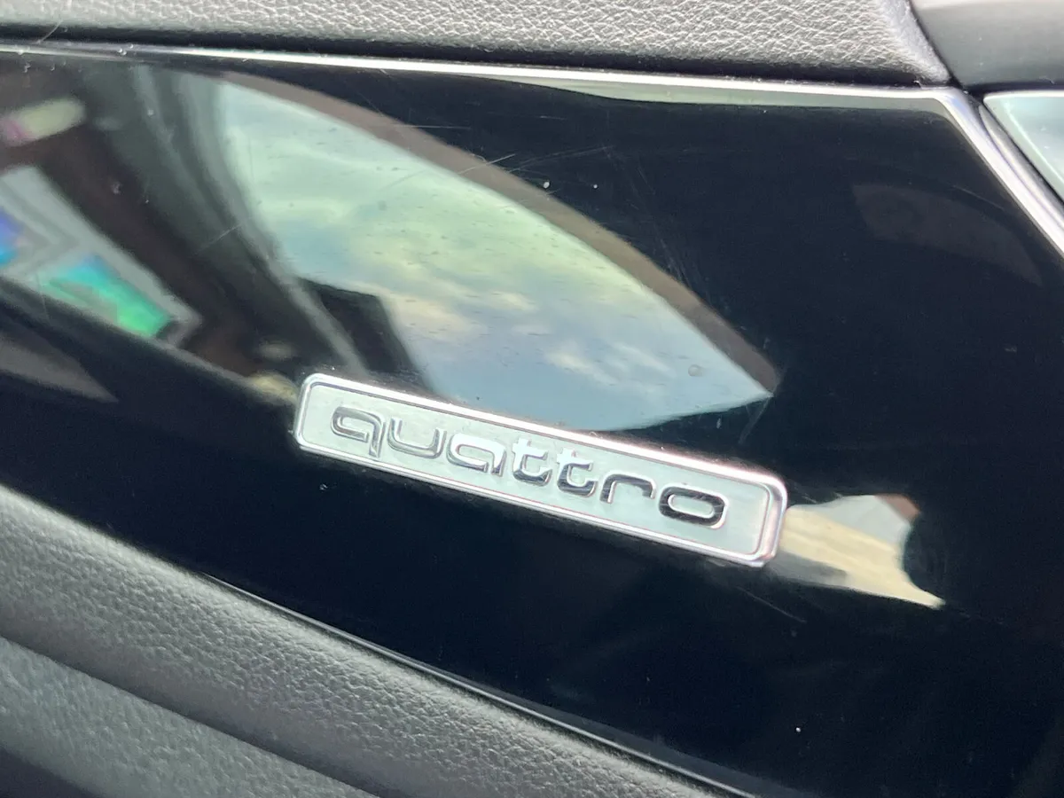 Audi A6 2016 Sline black edition - Image 4