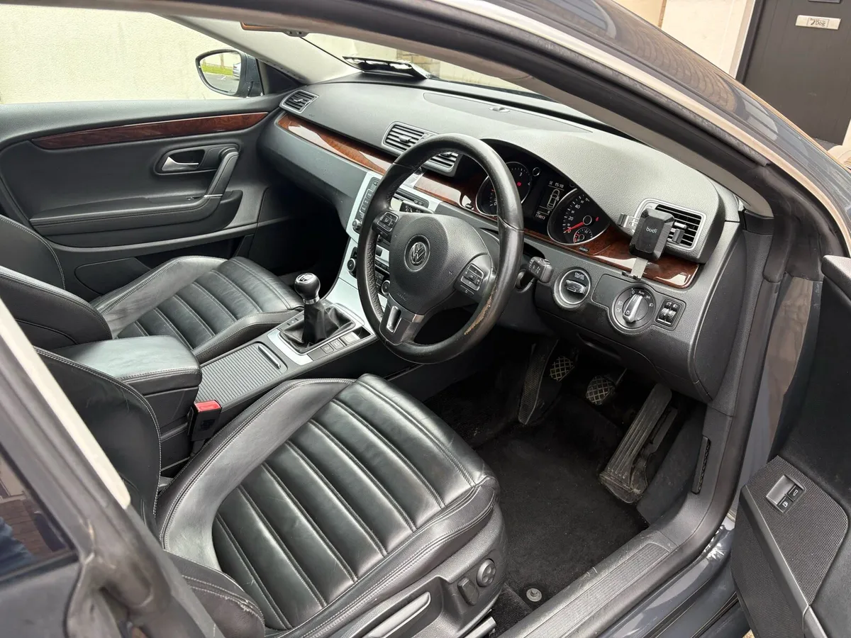 Volkswagen Passat CC Fresh NCT - Image 4
