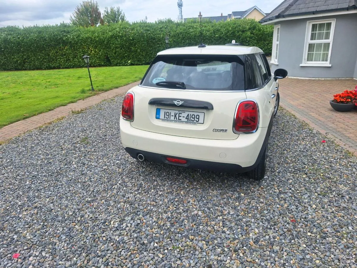 Mini Hatch 1.5 5DR - Image 3