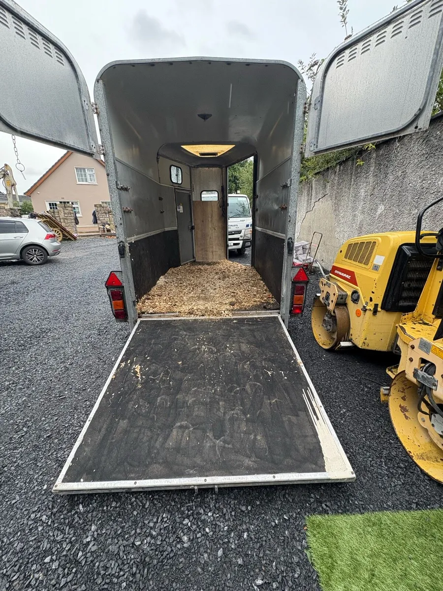 Ifor William horse box  505 classic - Image 3
