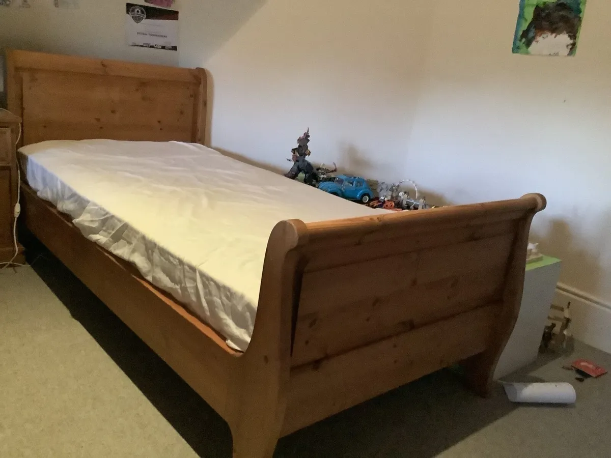 Sleigh bed - Image 3