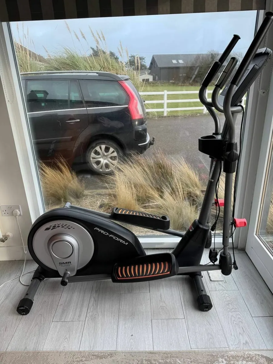 Elliptical Trainer Proform - Image 1