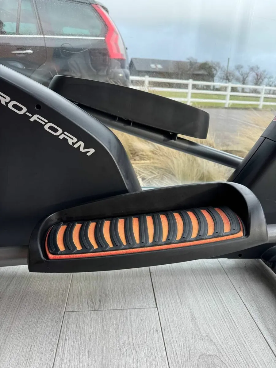 Elliptical Trainer Proform - Image 4