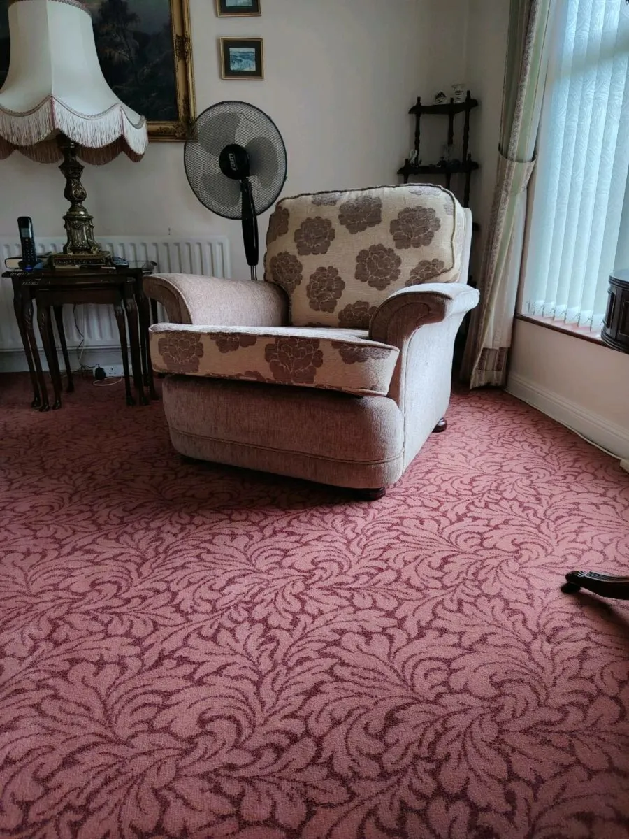 Suite of furniture - Image 4