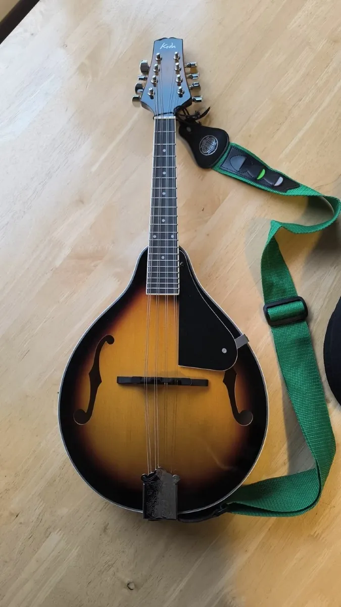Mandolin - Image 1