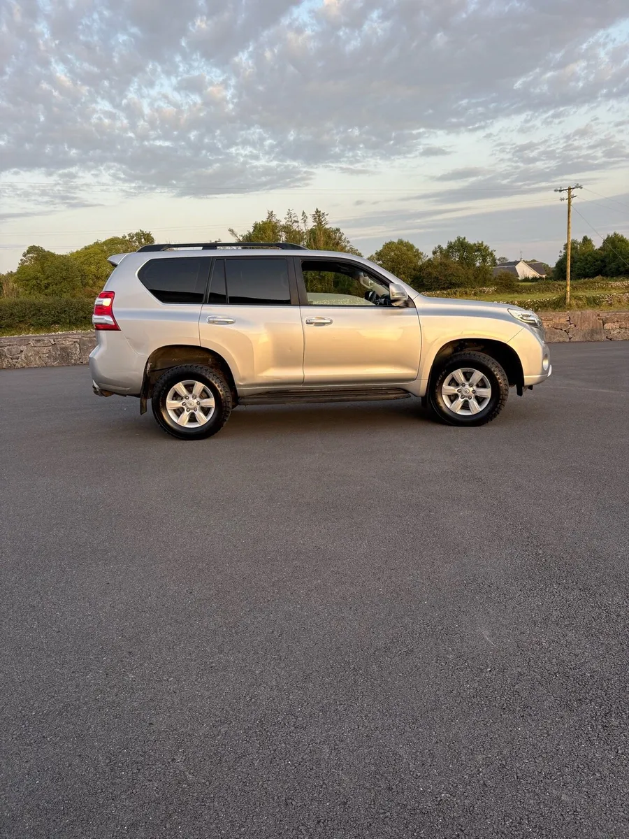Toyota Landcruiser - Image 3