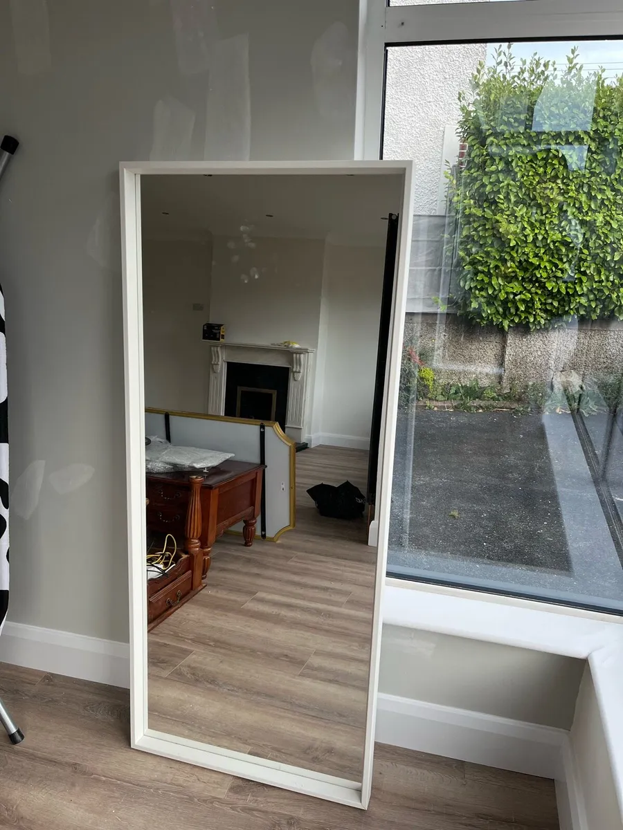 Mirror - Image 1