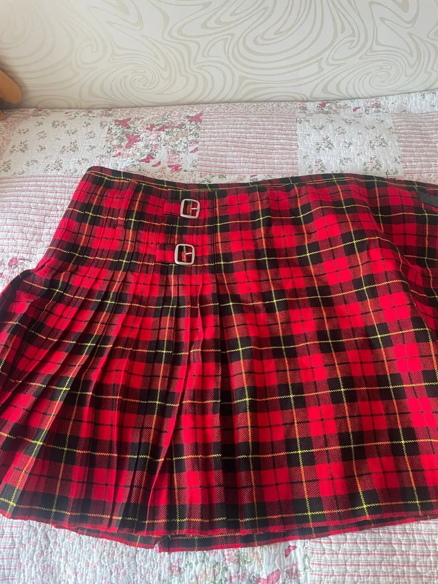 Scottish kilts - Image 2