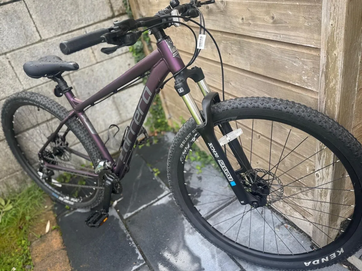 Carrera Hellcat Ladies mountain bike - Image 3