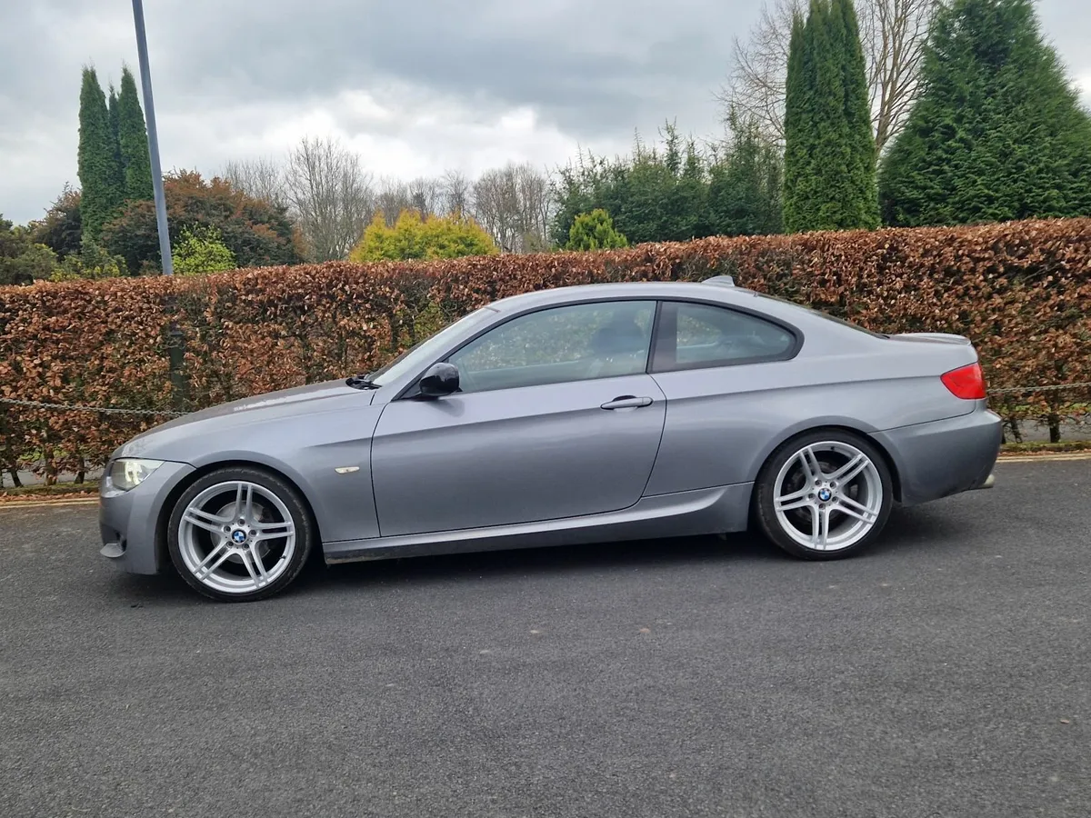 BMW 3-Series 2012 - Image 3