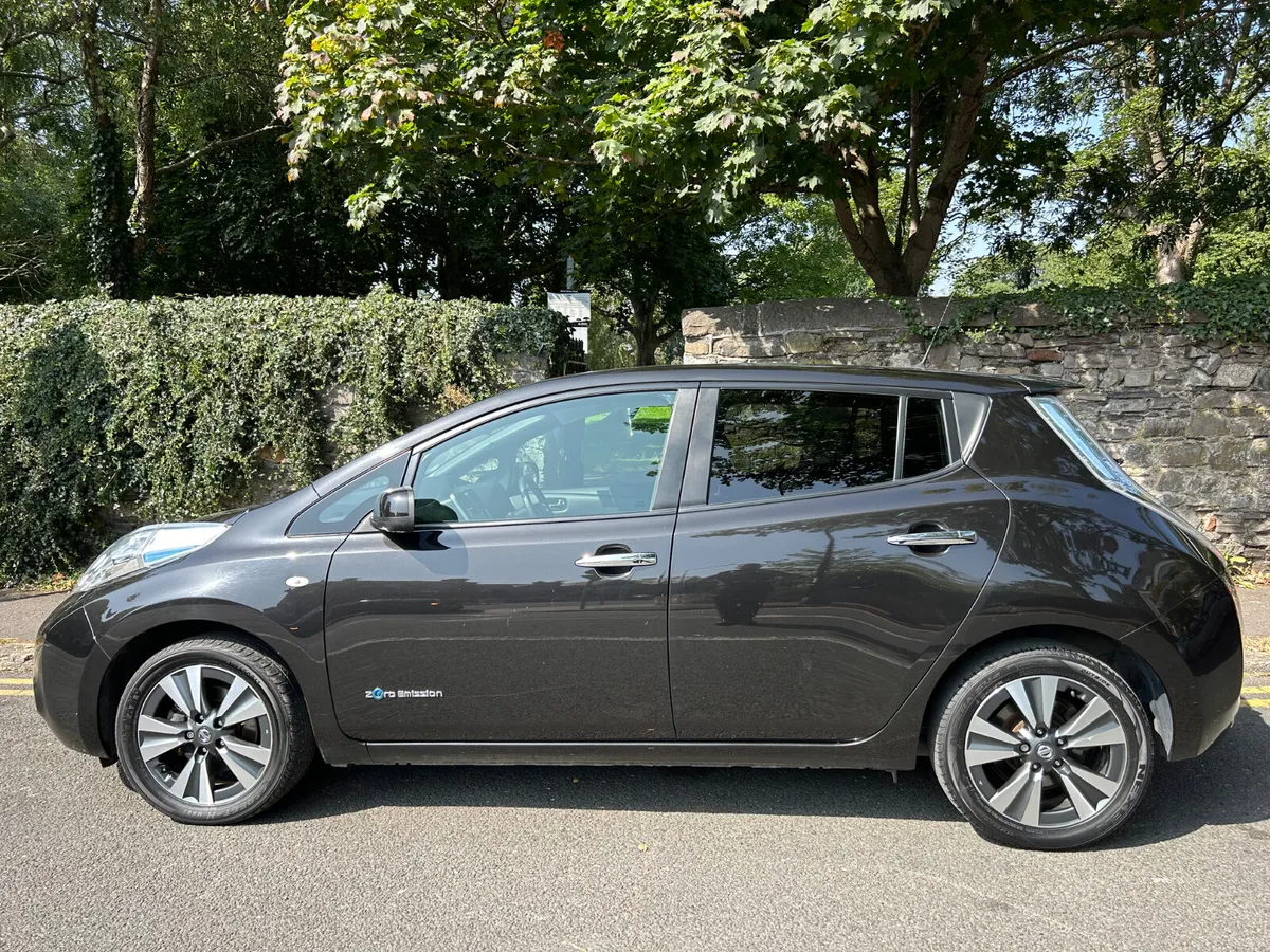 2016 NISSAN LEAF LEATHER INTERIOR SERVICE HISTORY - Image 4