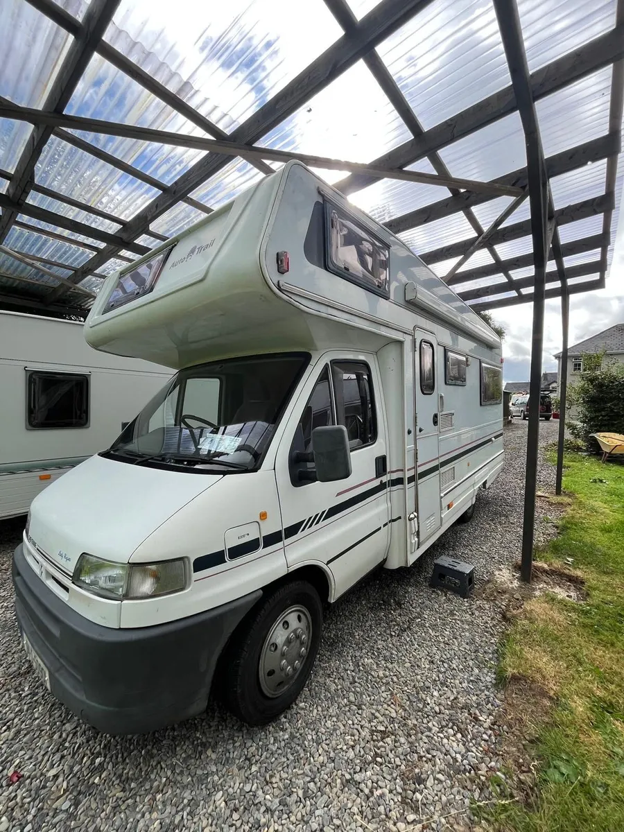 Motorhome - Image 4