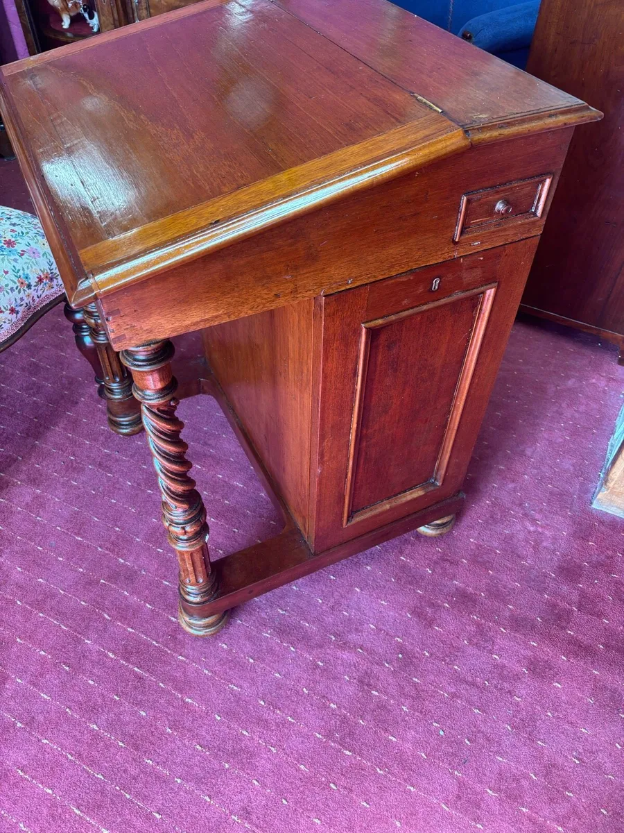 Davenport - Image 3