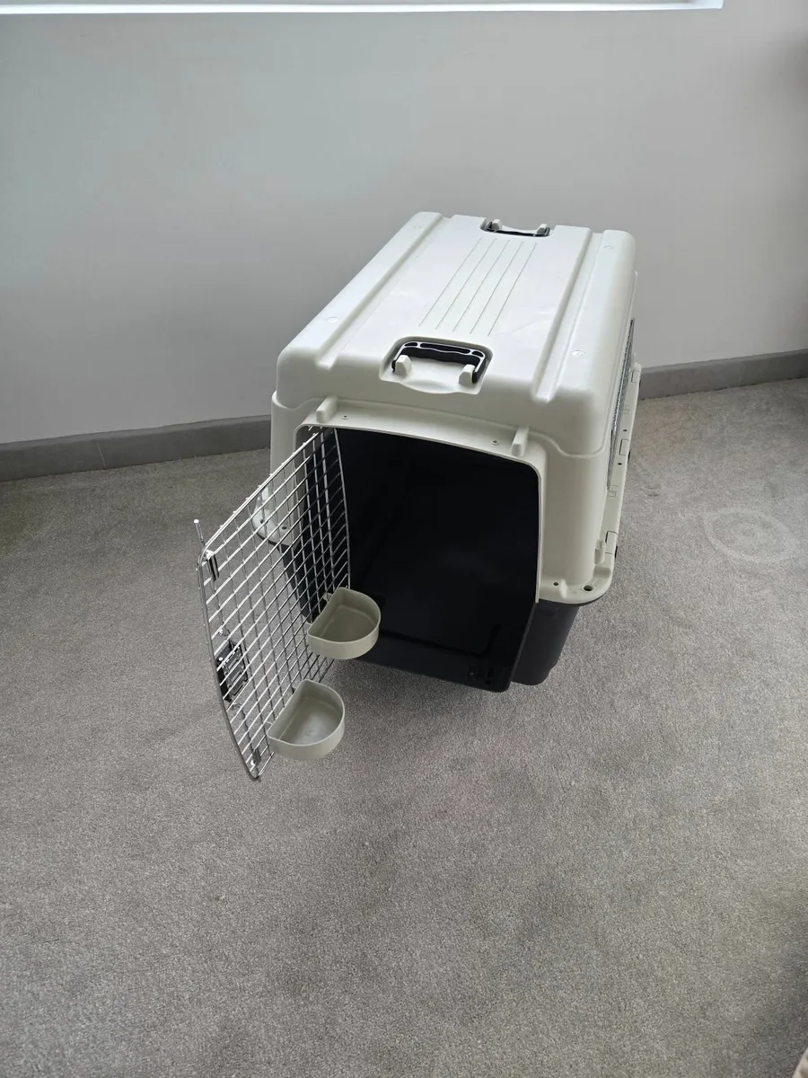Pet Carrier - Image 1