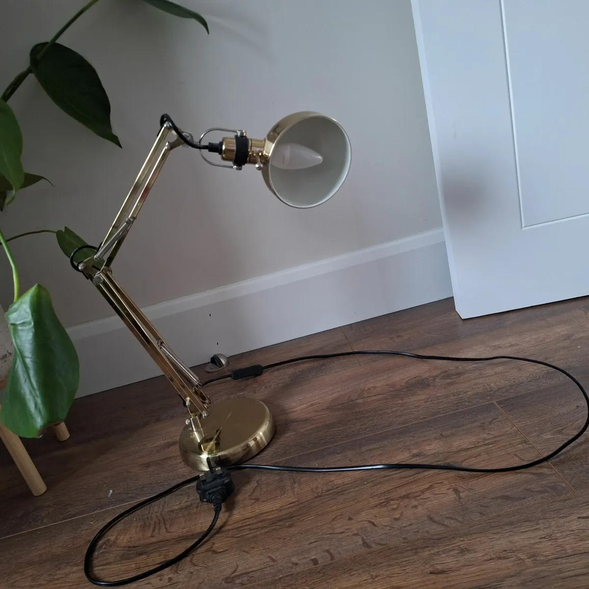 Gold Office Lamp
