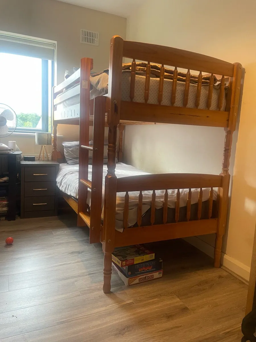 Bunk beds - Image 1