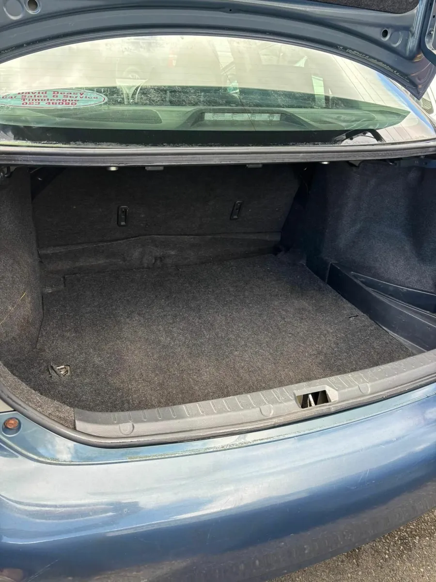 Toyota Corolla 2008 - Image 2