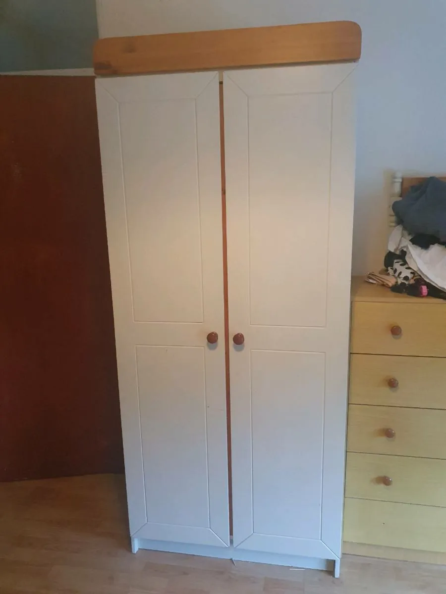 Wardrobe. Delivery Available - Image 1