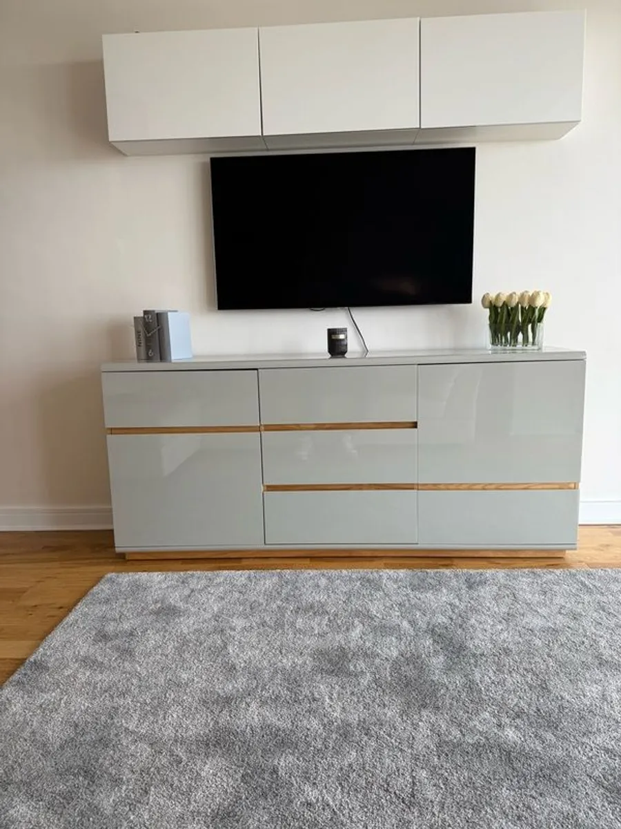 Tv unit - Image 1