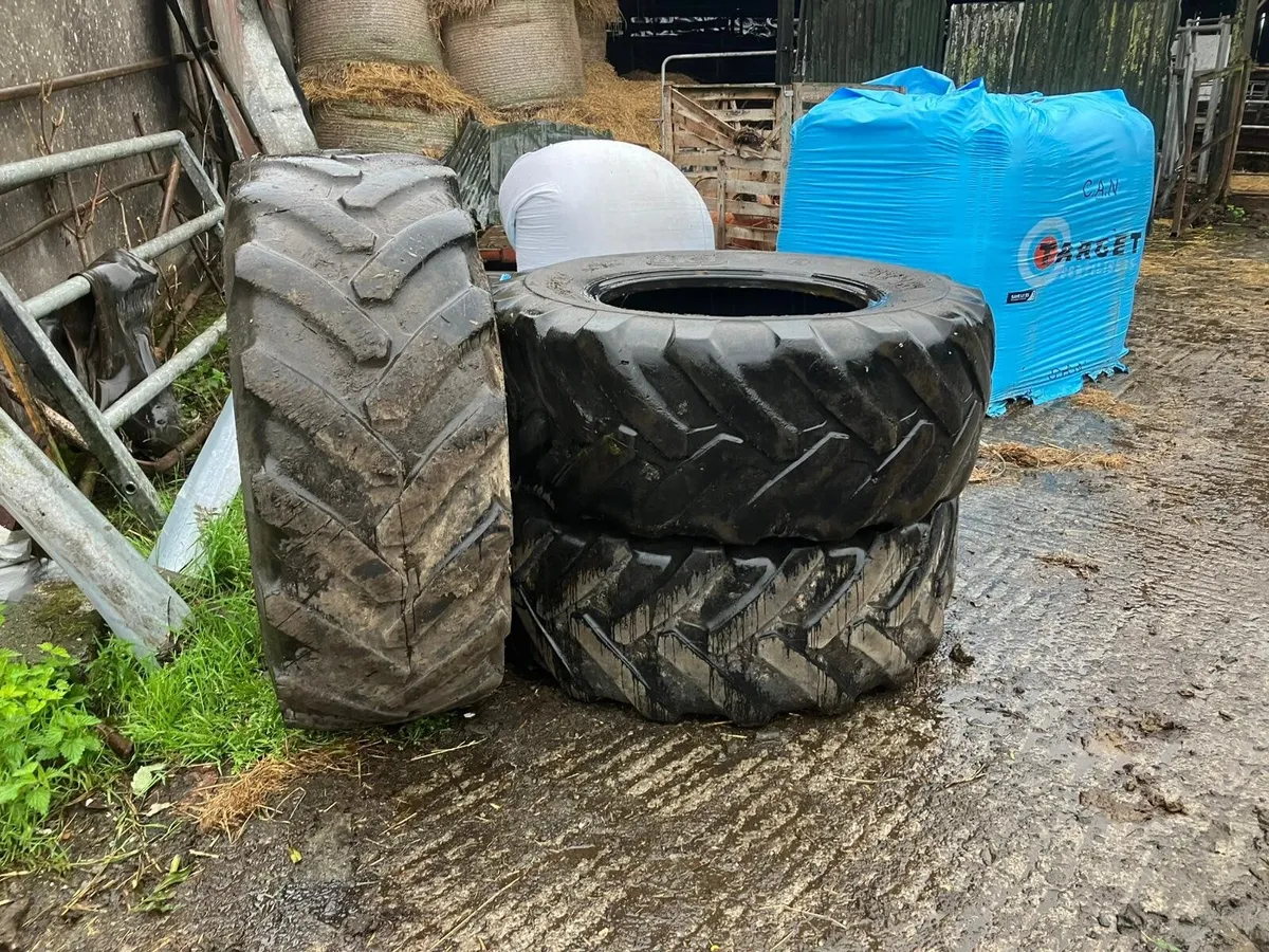 Jcb Tractor tyres - Image 1
