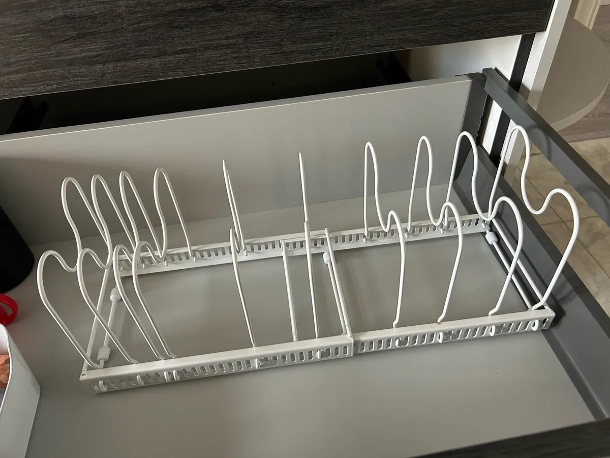 Expandable Pans Organiser Rack - Image 3
