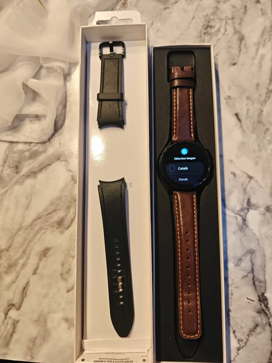 Samsung galaxy Watch 4 classic , 44mm - Image 1