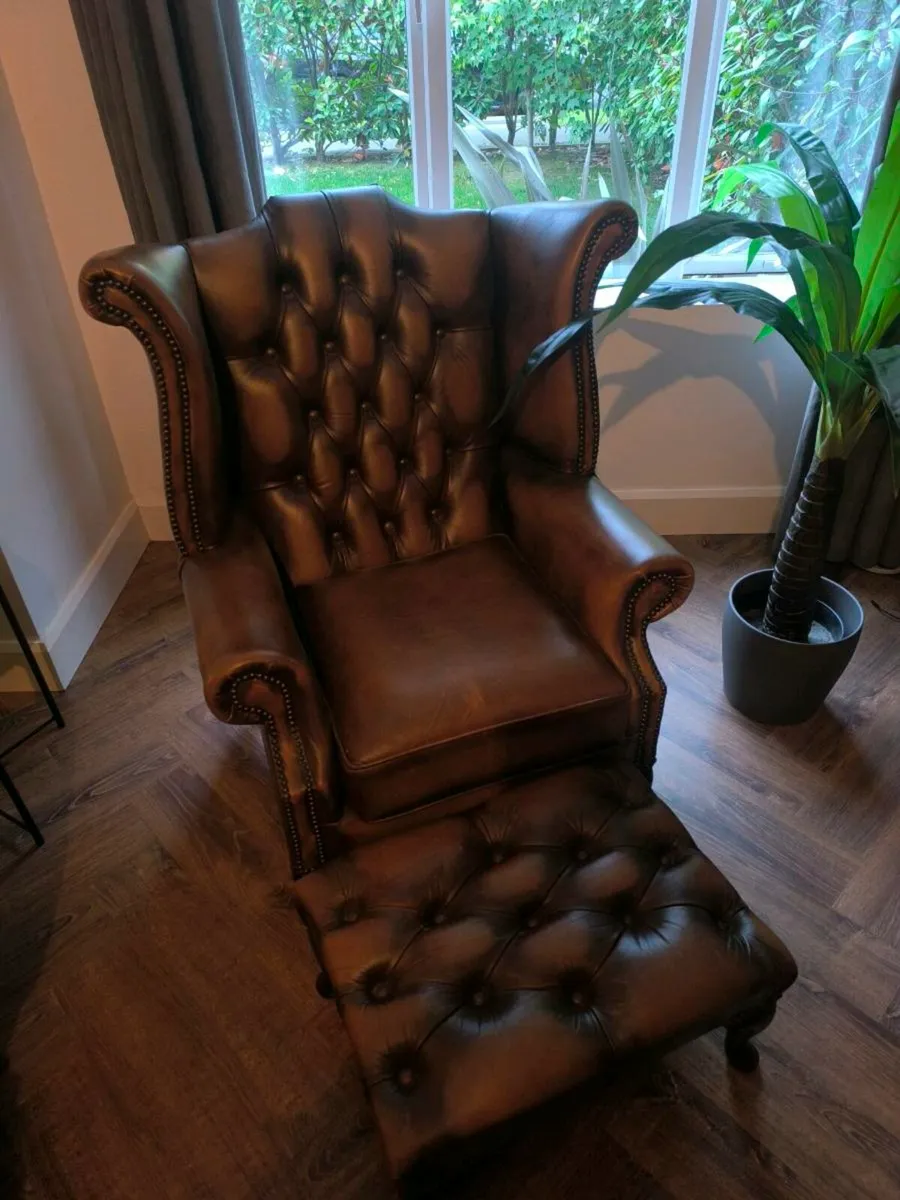 Chesterfield Armchair - Image 3