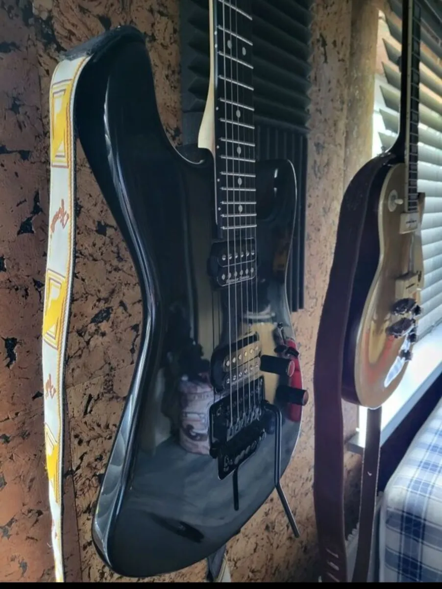Charvel san dimas Mexico - Image 3