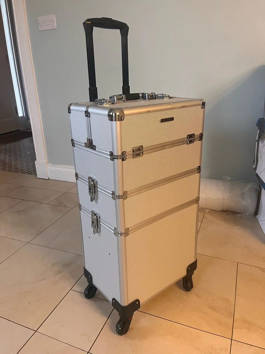 Make Up Case - Image 3