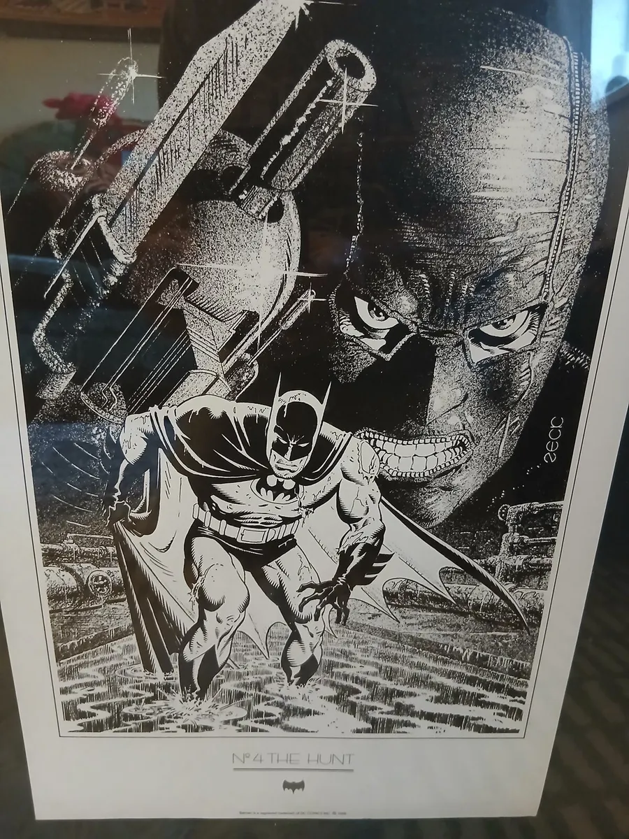 4 X VINTAGE BATMAN FRAMED POSTERS - Image 4