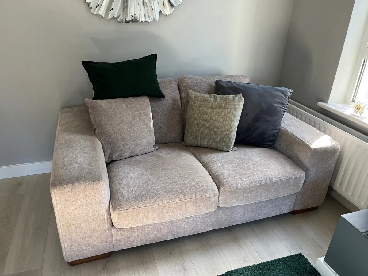 4 Piece Furniture set - Image 2