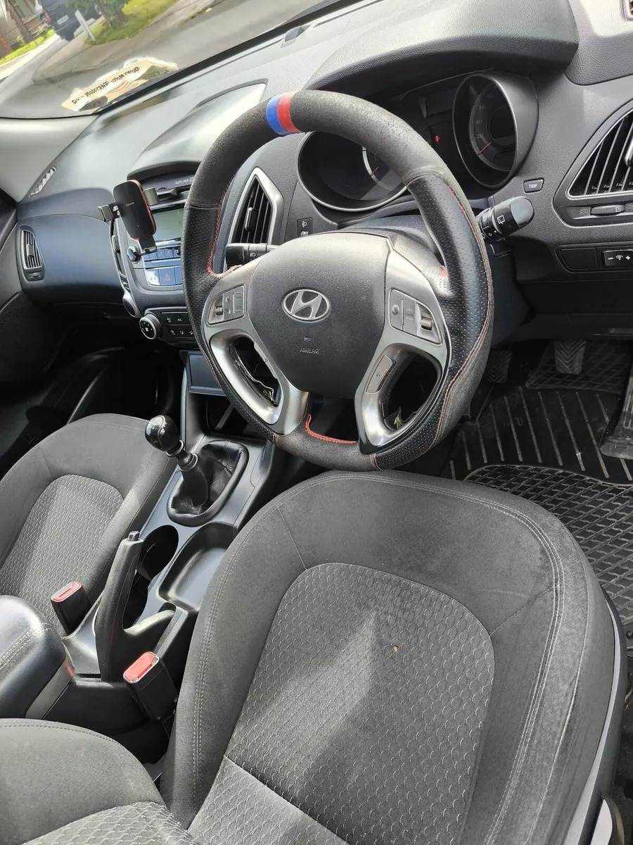Hyundai ix35  2.0 Diesel.2010. - Image 4