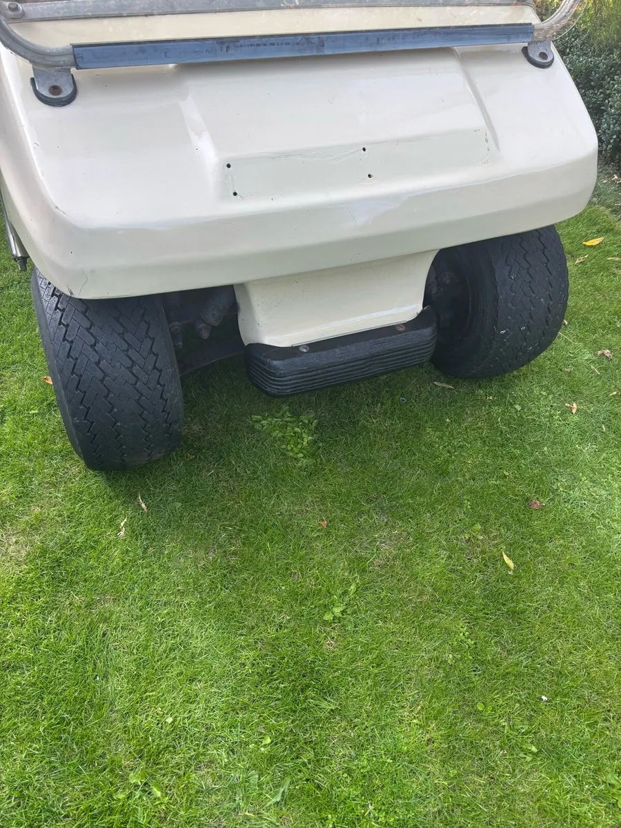 Club car petrol golf buggy - Image 3
