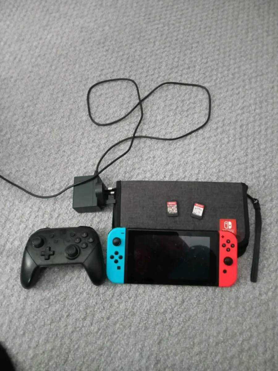 Nintendo switch - Image 1