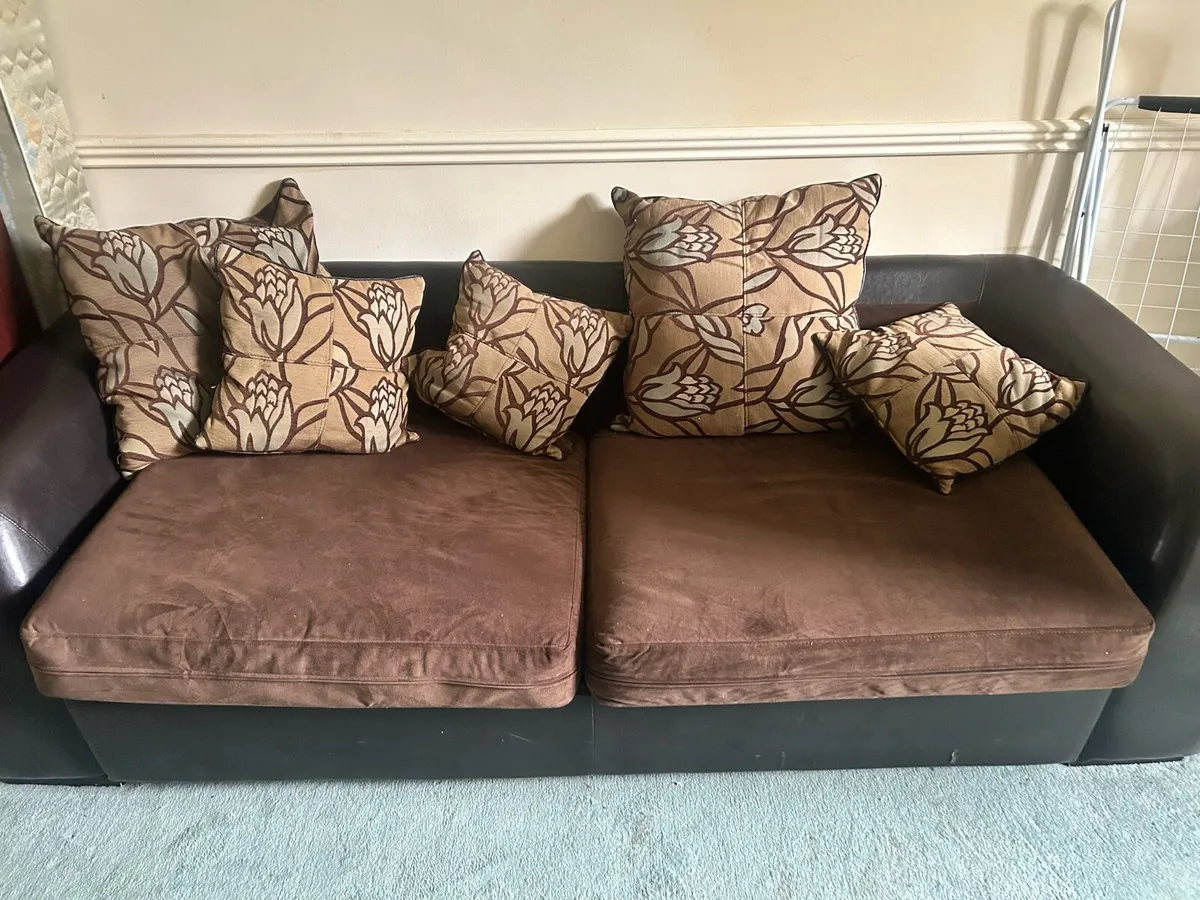 Couch - Image 1