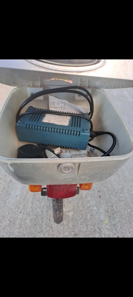 Electric bike - Image 2