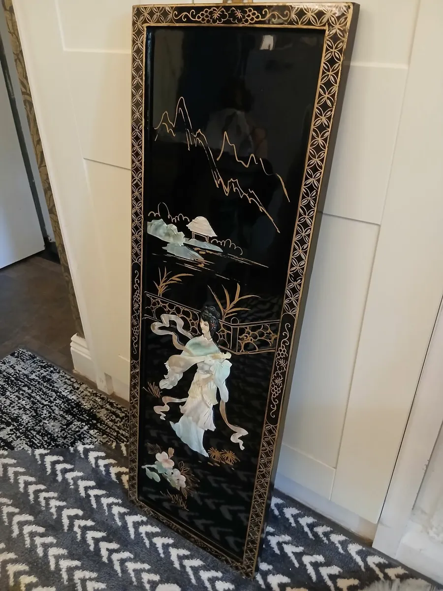 Mid Century Laquared Japanese Wall Panel. - Image 3