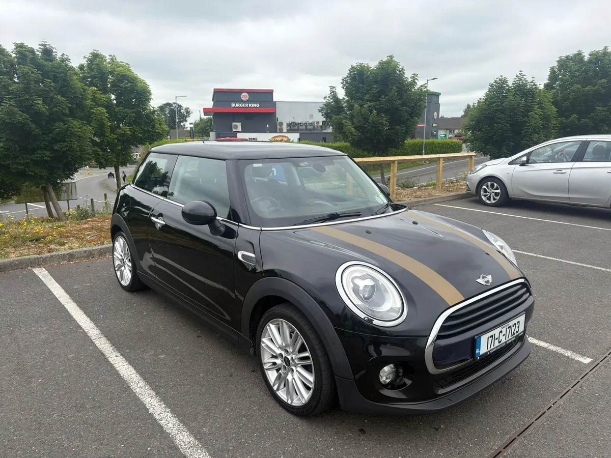 Mini Cooper Sport - Image 1